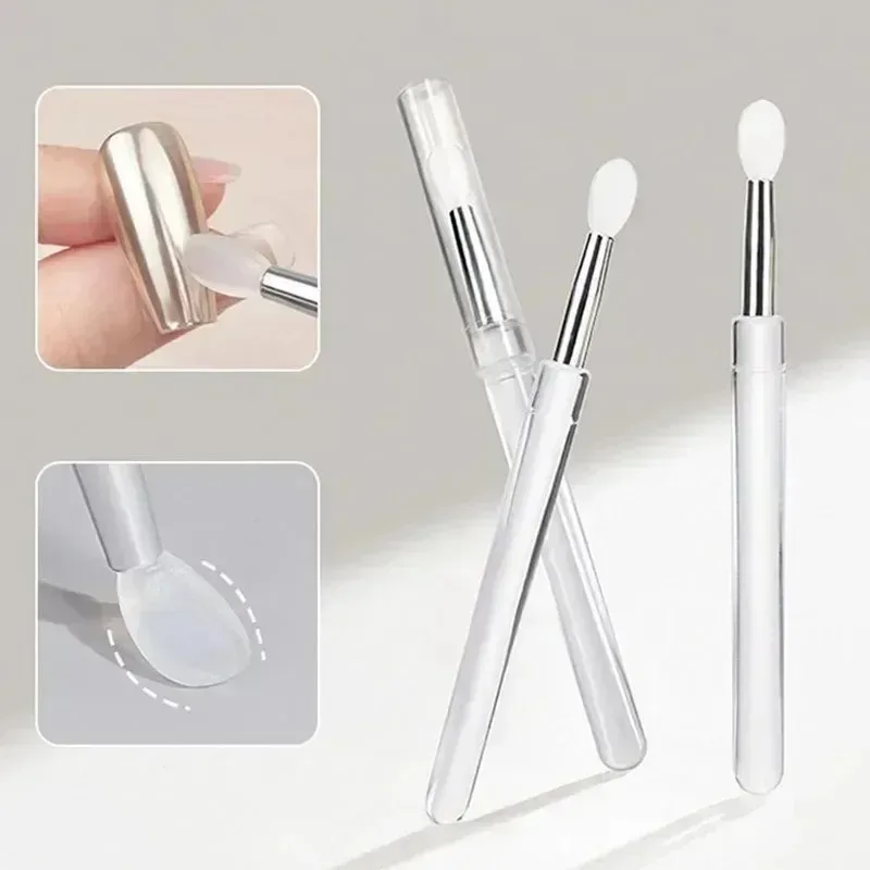 rounded silicone tip and clear cap of the reusable lip brush